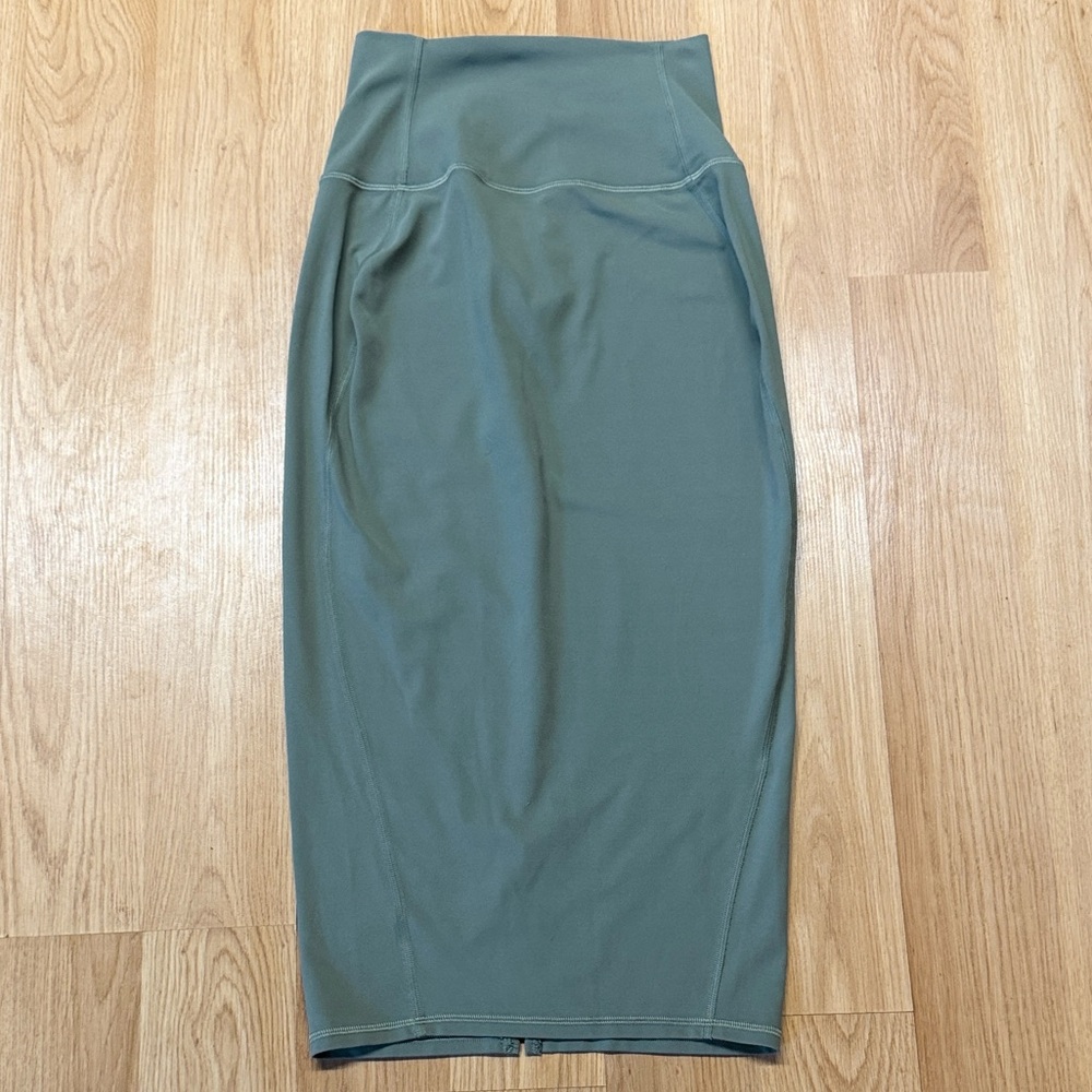 lululemon athletica Olive Green Pencil Skirt - Picture 1 of 9